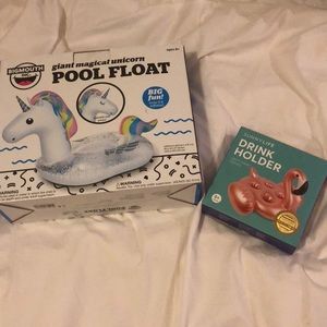 Two pool floats